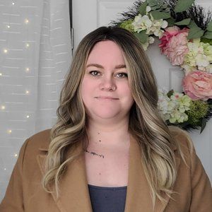 Blonde Wig for Women Long Blonde Wavy Wig Brown Mix Blonde Wigs Middle Part Wig